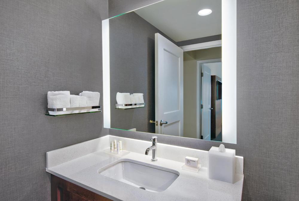 Residence Inn by Marriott Orlando at FLAMINGO CROSSINGS Town Center